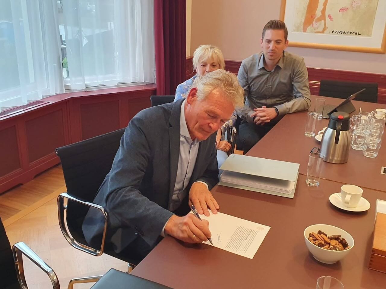 de handtekening waar zo hard voor is gewerkt